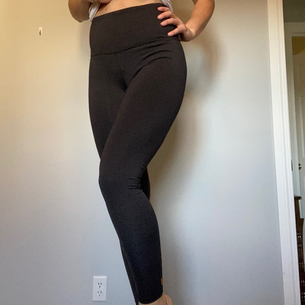 Charcoal black leggings